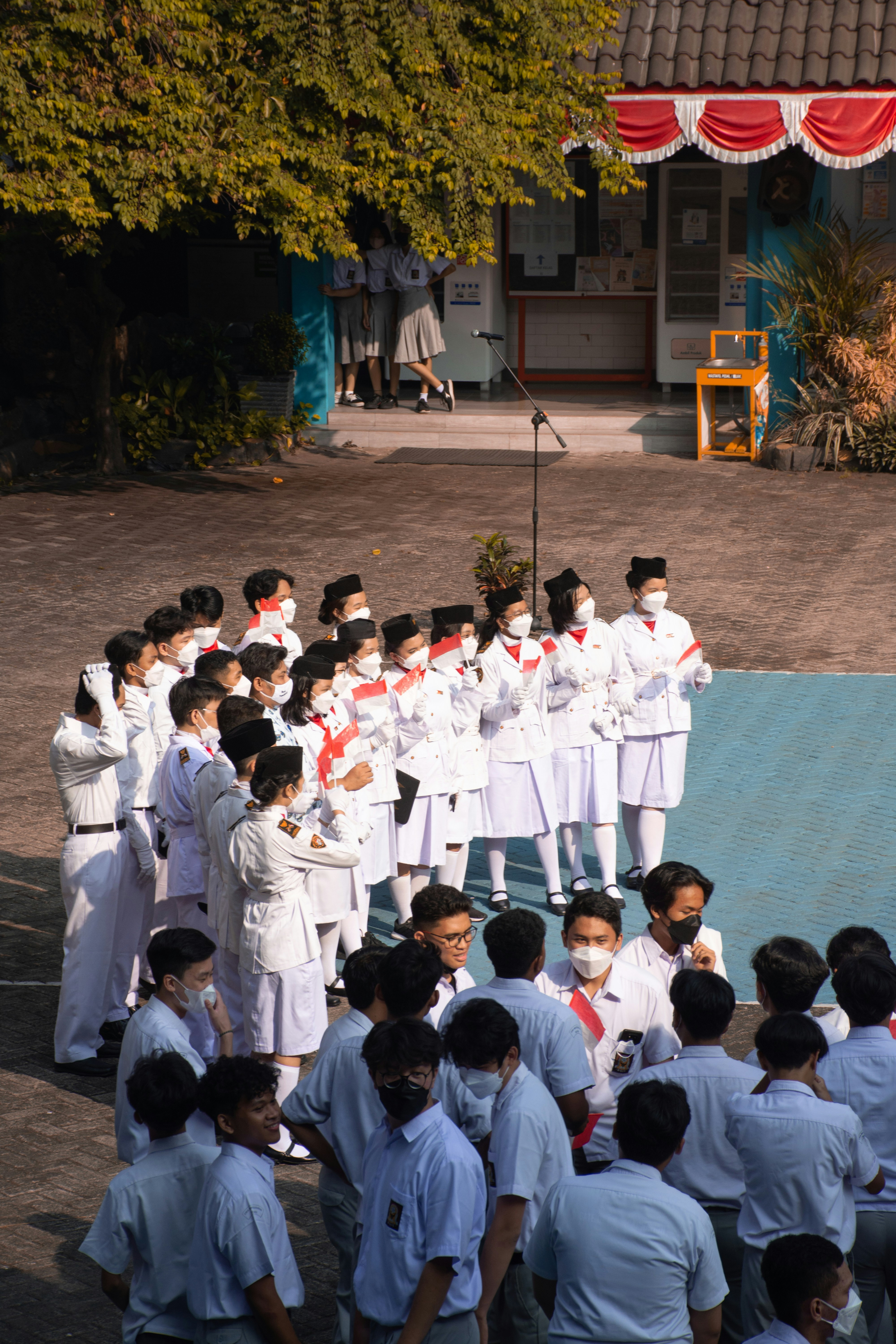 Halaman Sekolah